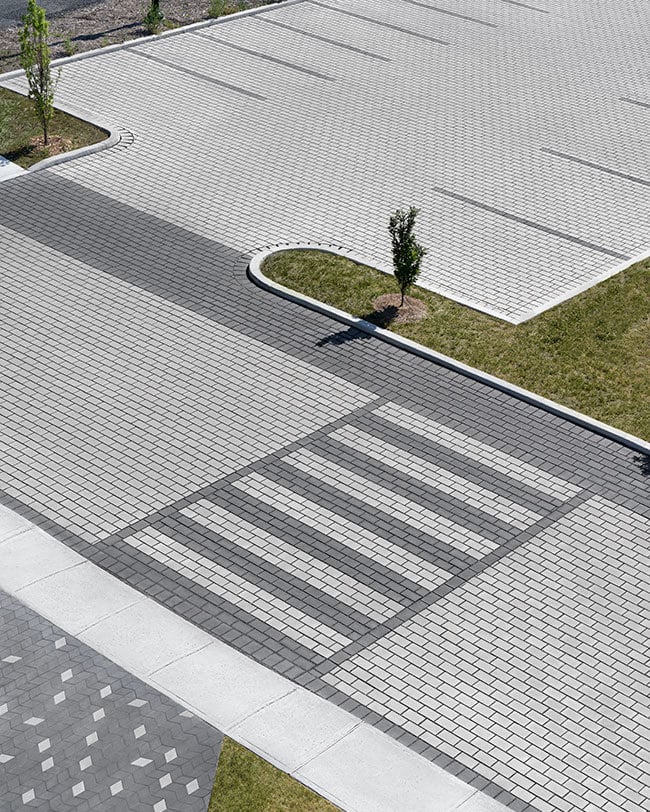 permeable-paver-pervious-Hydra-pavé-perméable-2021-CA080-RAP09383